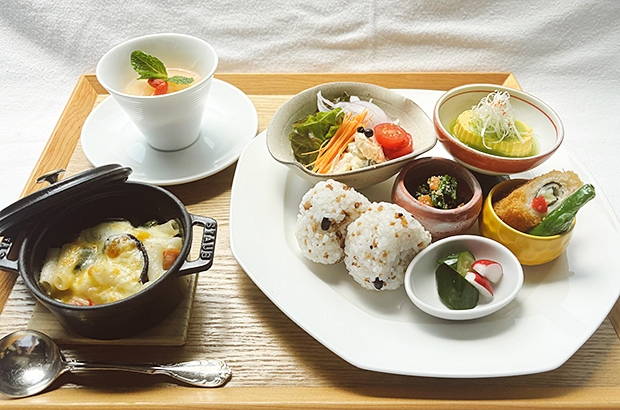 春の花籠ランチ