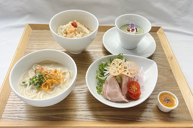11月の安八うどんランチ