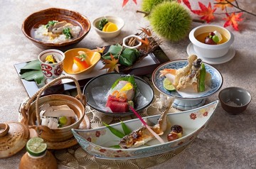 【9・10月期間限定】日本料理　吉祥　香り極まる、秋の贅『松茸会席』