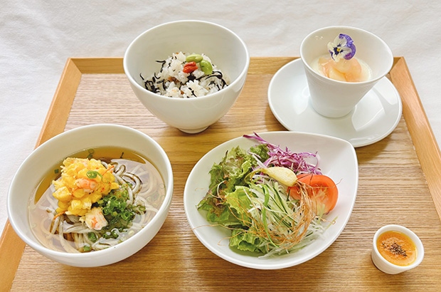 文月の薬膳うどんランチ